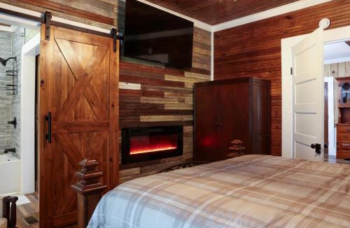 Toccoa House | Currahee Manor