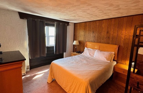 Upson Hotel | Davos Chalet
