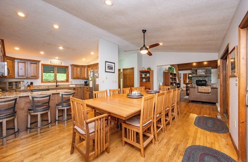 McHenry House | Dog Friendly Rustic Bliss w/Hot Tub & Fireplace
