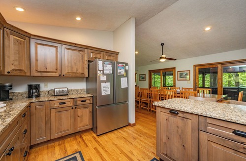 McHenry House | Dog Friendly Rustic Bliss w/Hot Tub & Fireplace