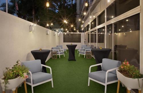 El Segundo Hotel | DoubleTree by Hilton LAX - El Segundo