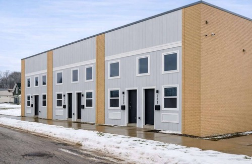 Appleton Condo | Downtown Modern Appleton Loft with Free Parking