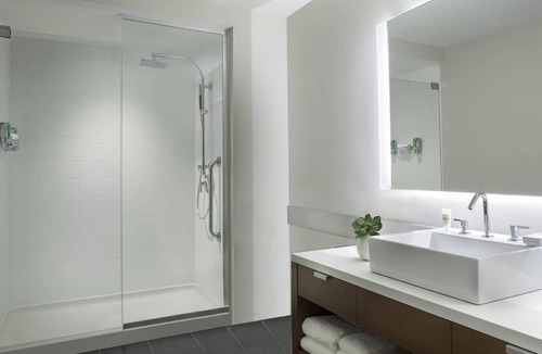 Vaughan Hotel | Element by Marriott Vaughan Southwest