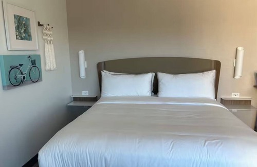 Fort Smith Hotel | Element Fort Smith King Std Breakfast, Gym&Pool