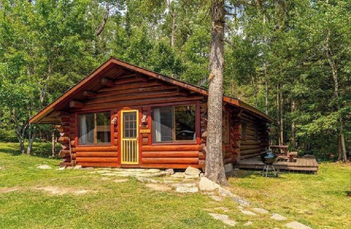 Ely Cottage | Ely MN. Remote, off-grid, wilderness property. Surrounded by BWCA. .