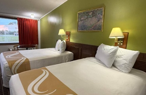 Warner Robins Hotel | Executive Inn