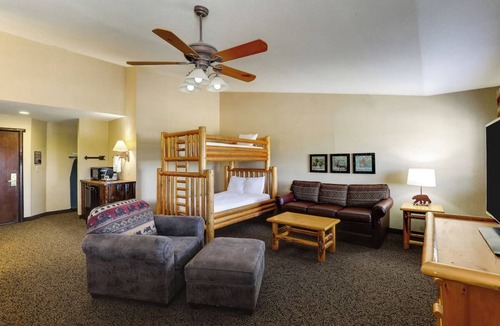 St. Joseph Hotel | Expanded King Bunk Bed, Stoney Creek, Heated Pool, Pets Allowed | 2 Units