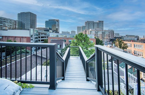 Fells Point Condo | Fells Point Charm with a View