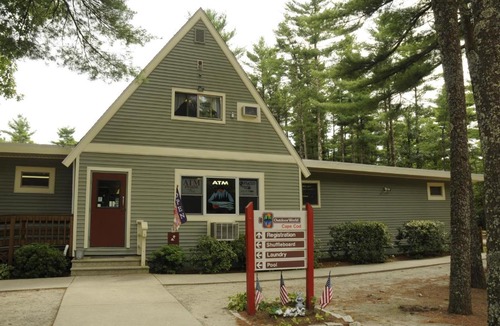 Rochester Resort | Gateway to Cape Cod Vacation Cottage 11