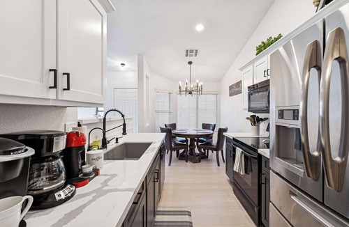 Gilbert Ranch House | Gilbert Ranch Relaxing Home