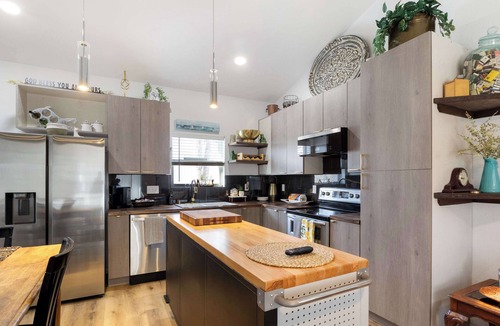 Linn Creek Apartment | | Hackberry Hideaway | 2B 2B | Osage Beach |