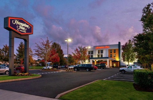 Western Hotel | Hampton Inn Eugene
