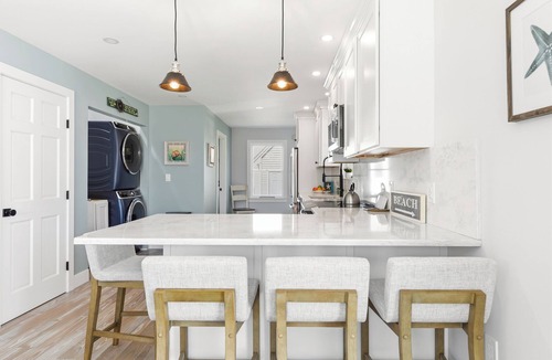 York Beach House | Haskell Free - spend your days on Long Sands