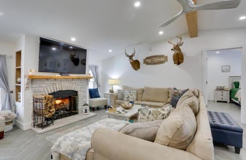 Ellenville House | Hike & Explore! Nature-Centric Hudson Valley Home