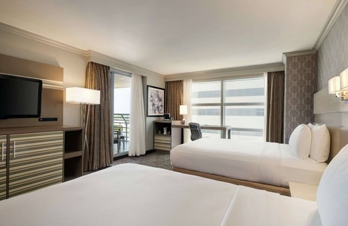 Melbourne Hotel | Hilton Melbourne, FL