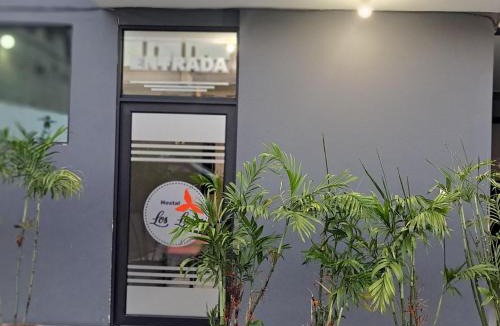 Loja Hostel | Hostal Los Lirios
