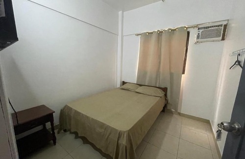 Salinas House | Hostal Montecarlos