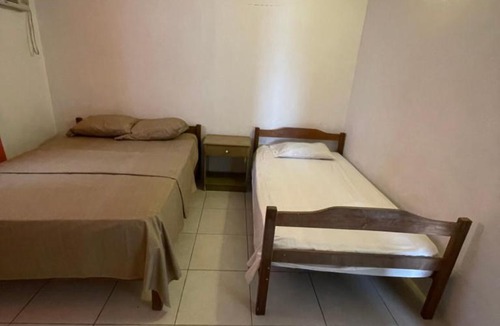 Salinas House | Hostal Montecarlos