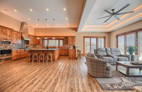Spearfish Cabin | Incredible Panoramic View, Close to Spearfish, Very Open Floor Plan & Paved!