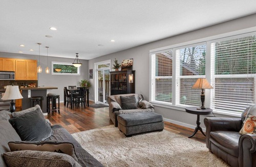 Keizer House | Keizer Retreat | Firepit + Near Salem & Wineries