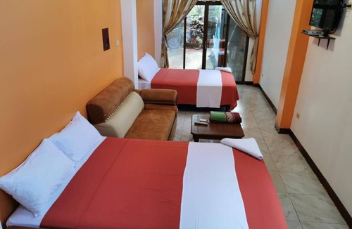 Puerto Baquerizo Moreno Hotel | La Casa De Mi Sub