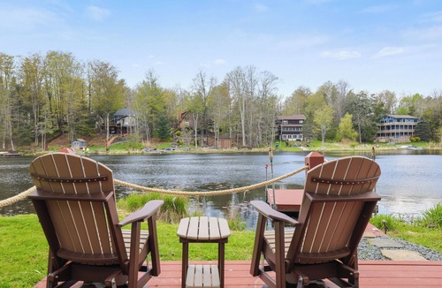 Hamlin House | Lakefront/Kayaks/Firepit/nThe Hideout