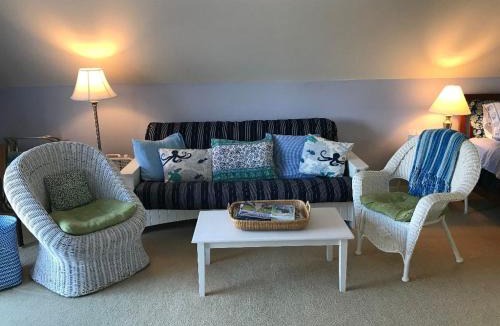 Cummaquid Bed & Breakfast | Lavender Bay