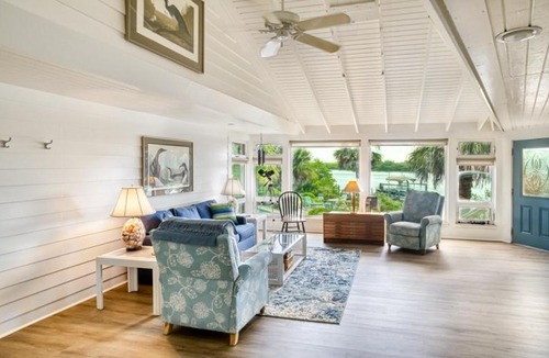 Wulfert House | Little Current