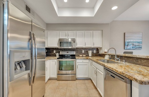 Stetson Hills State House | Magnificent North Phoenix Home