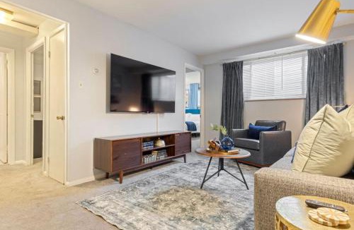 Maple Heights Apartment | Maple Heights Haven - Unit 4