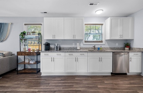 Buckroe Beach House | MidTerm Rental - Fire Pit - 3min Beach - Renovated