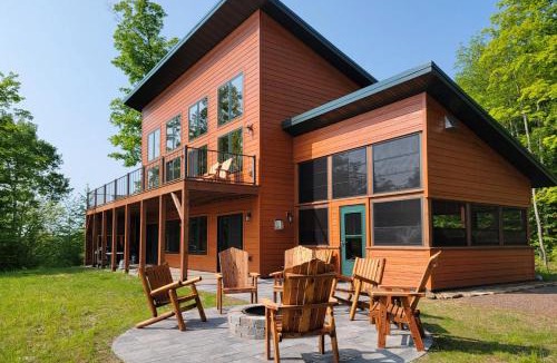 Upson House | Million Dollar View! Whitecap Mtns Ski Resort Home