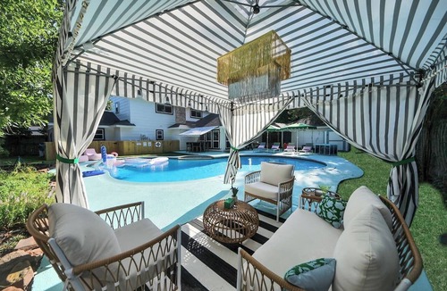 Kingwood House | Modern Boho Oasis | Pool/Spa/Cabana + Arcade+Games