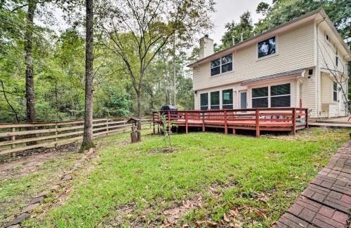 Montgomery House | Modern Montgomery Home w/Backyard, Deck, & Grill