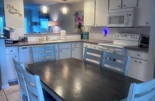 Satellite Beach Condo | Ocean front 2 bedroom 2 bath 1st floor heated pool condo