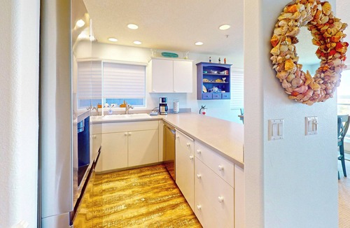 Seaside Condo | OCEAN FRONT: F5 - REFRESH: Seaside Vacation Homes, Inc Managed