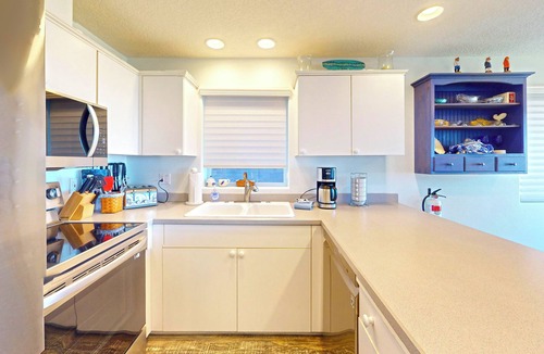 Seaside Condo | OCEAN FRONT: F5 - REFRESH: Seaside Vacation Homes, Inc Managed