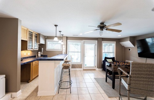 Sea Scape House | Oceanside, Pool, Walk to Beach! Pet Friendly!