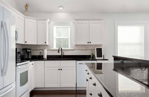 Colington House | PARTIAL STAYS ~ Hot Tub and Steps to Sound!
