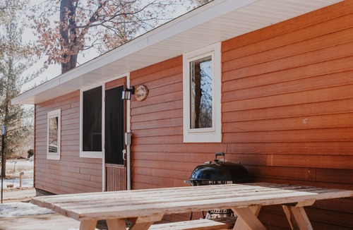 Brainerd Cabin | Peaceful & Updated Baxter Beach Cabin - Private Sandy Beach w/Amenities