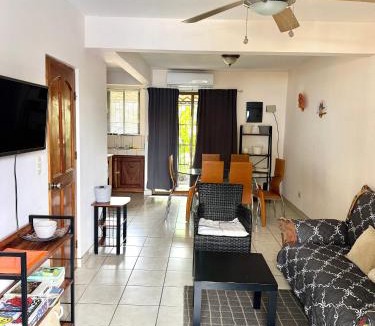 Coco House | Pineapple Condo At Villa Riviera