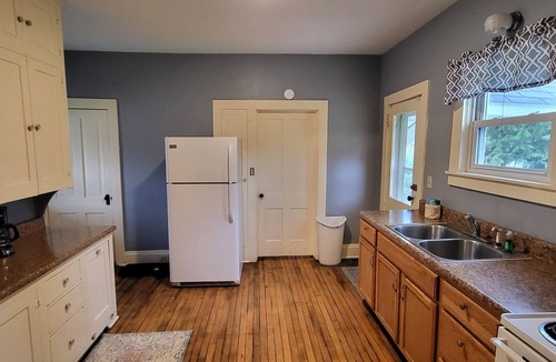 Stevens Point Apartment | Point Central! - Bright, Simple Downtown Apartment