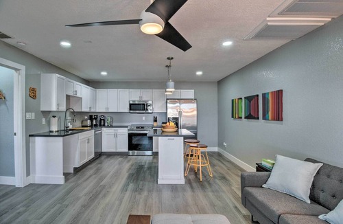 Apache Junction Condo | Pool! Couples Haven 1 Mi to Dtwn Apache Junction