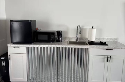 Warren Apartment | Private Studio unit