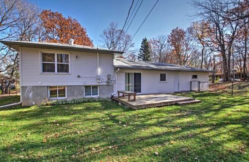 Kenwood House | Quaint Duluth Hideaway w/Private Fenced-In Yard!