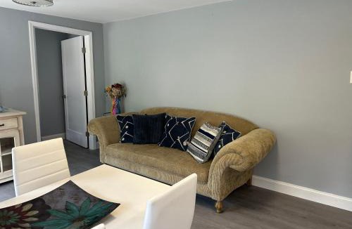 Naples Apartment | Quiet and comfortable