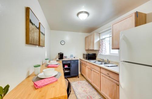Carpinteria House | Quiet Carpinteria Cottage By Town & Beaches