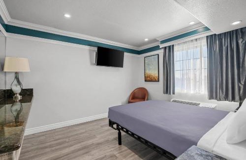 Commerce Hotel | Rodeway Inn Commerce - Los Angeles