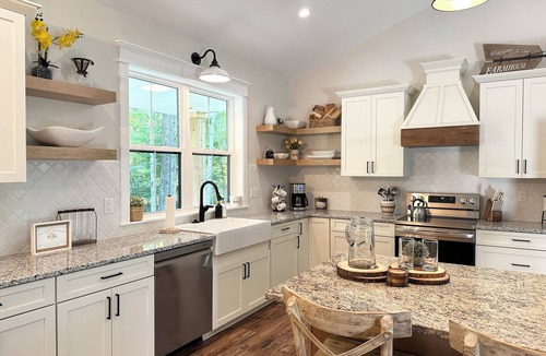 Egg Harbor House | Serene Egg Harbor Retreat w/Fire Pit! Wineries & Trails Just Minutes Away