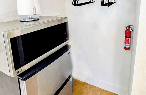Downtown Phoenix Apartment | Sky Harbor Studio: 5 Min to Airport & Downtown PHX
